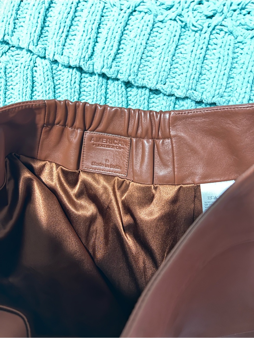 Great Fall look! American Leather Co Scalloped Hem Midi Skirt in Brown - Picture 9 of 14